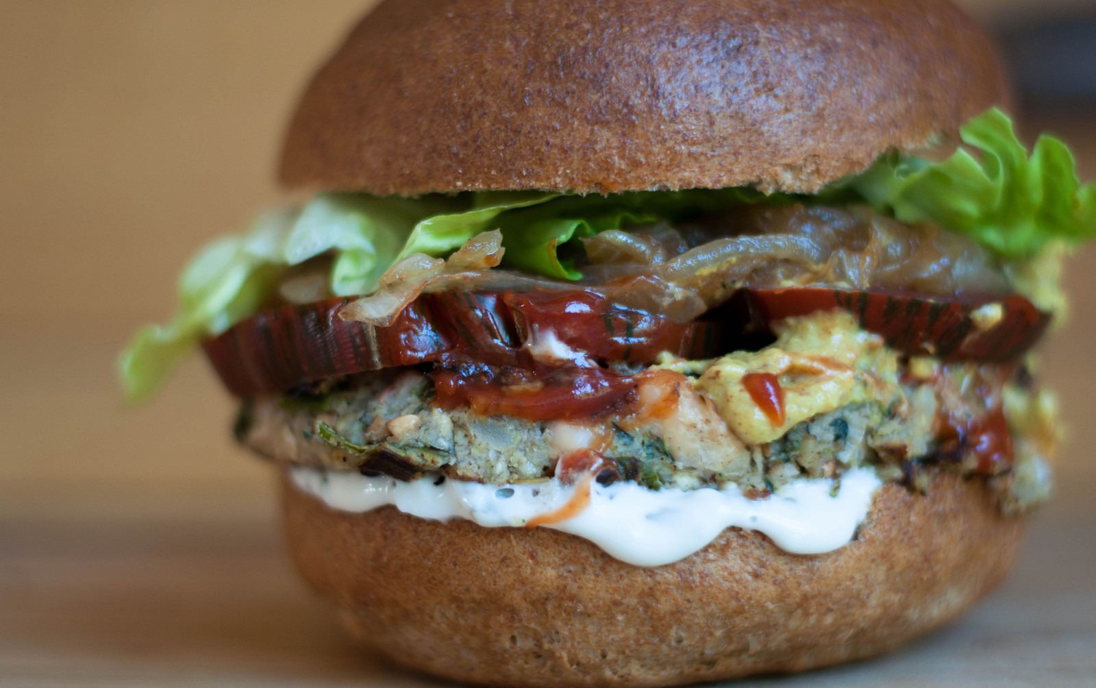 mushroom-vegan-burger-anil-uzun
