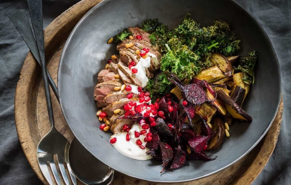Roasted eggplant salad ingredients and preparation