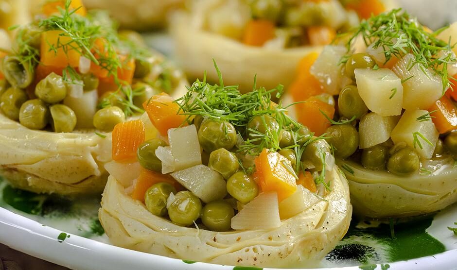 Zeytinyağlı enginar için gerekli malzemeler