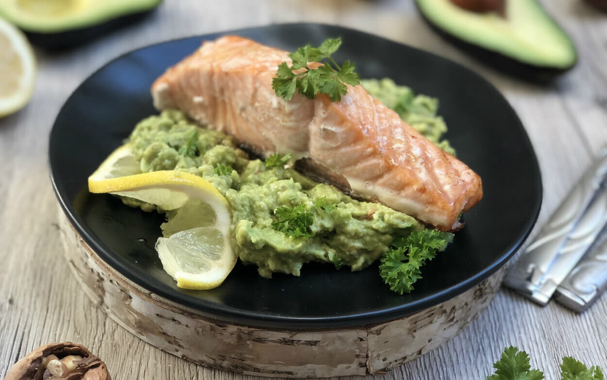 Avokado ve somonlu sağlıklı tarifler