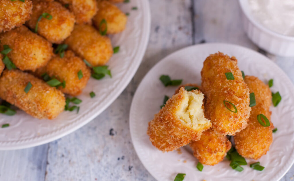 Potato croquette recipe ingredients and preparation