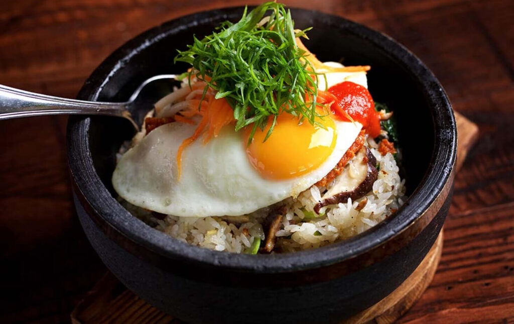 Kore usulü bibimbap sunumu nasıl yapılır