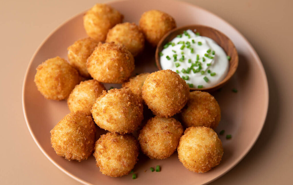 Cheesy potato balls ingredients